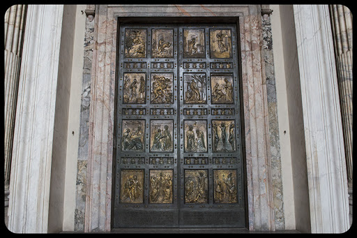 The Holy Door &#8211; St. Peter &#8211; Vatican © Antoine Mekary &#8211; fr