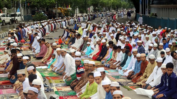 web-dhaka-bangladesh-religion-islam-c2a9-sony-ramany-nurphoto.jpg