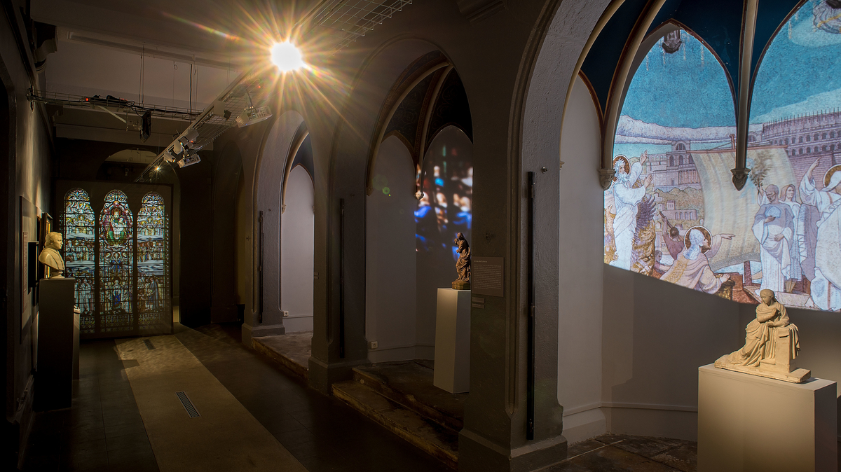 Première salle de l’exposition intitulée Lyon à Marie © Musée d’art religieux de Fourvière