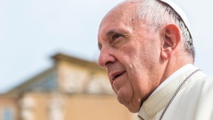 web-pope-francis-serious-face-low-angle-antoine-mekary-aleteia