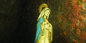 Une statue de la Vierge Marie retrouvée au fond de la mer