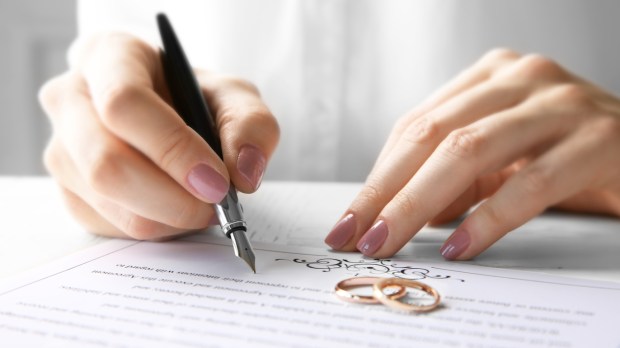 SIGNER UN CONTRAT DE MARIAGE