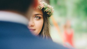 web3-wedding-bride-couple-love-consentimiento-david-thomaz-unsplash