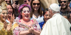 Les audiences du pape François, quel cirque !