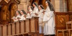 NUNS,ADORATION,PARIS