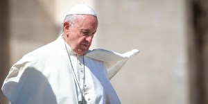 « Mes pensées, comme toujours, vont à l’Ukraine », confie le Pape