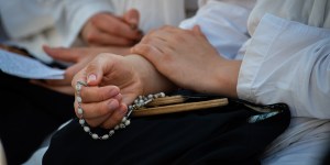 Comment surmonter les crises que traverse l’Église ?