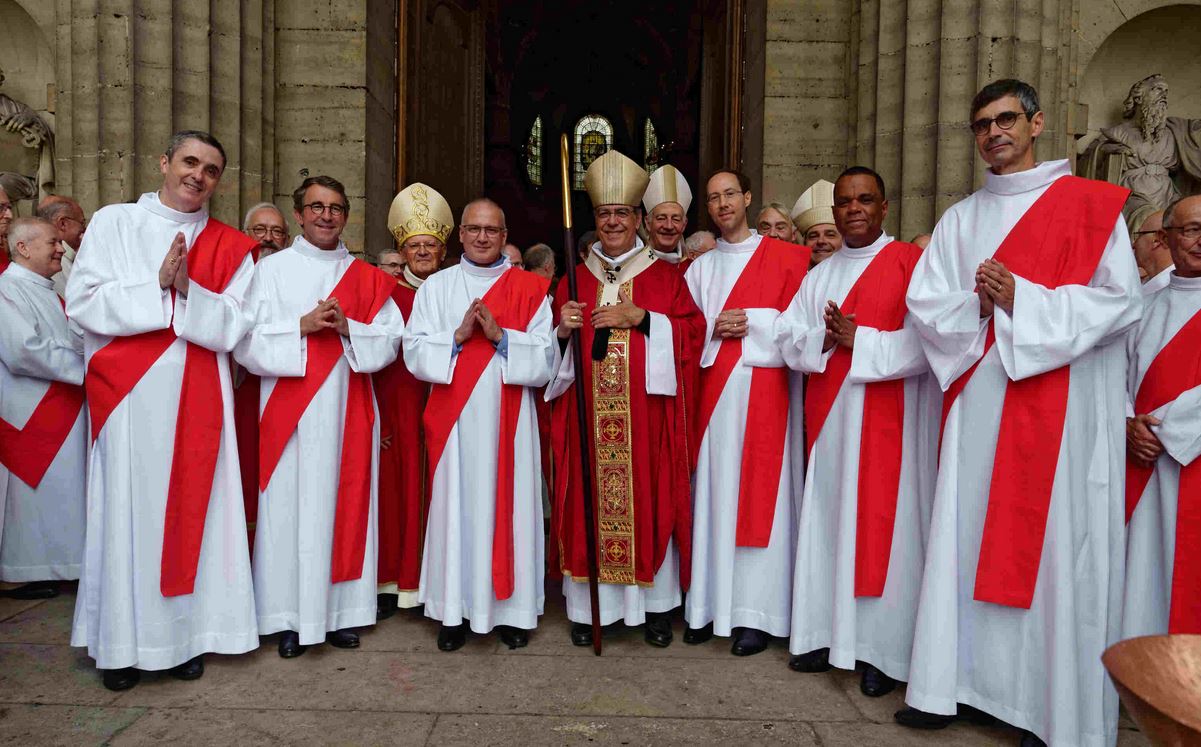 web2-ordinations-diacres-diocese-de-paris.jpg