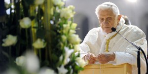 Le rosaire, la prière préférée des papes ?