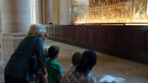 Visite dans l'église Saint-Germain-l'Auxerrois à Paris.