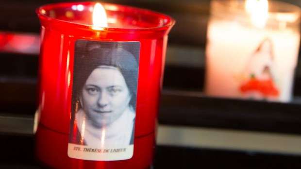 candles-therese-lisieux-010_gtt17a14_446.jpg