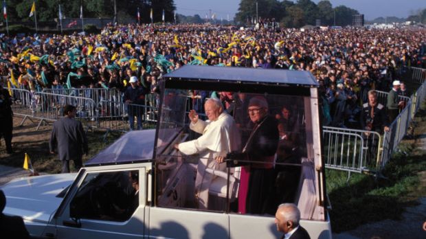 Visite du pape Jean Paul II a Ste Anne d'Auray,