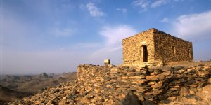 L’hostie et la sagesse retrouvées près du corps de Charles de Foucauld