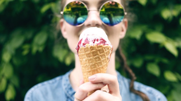 GIRL, EAT, ICE CREAM