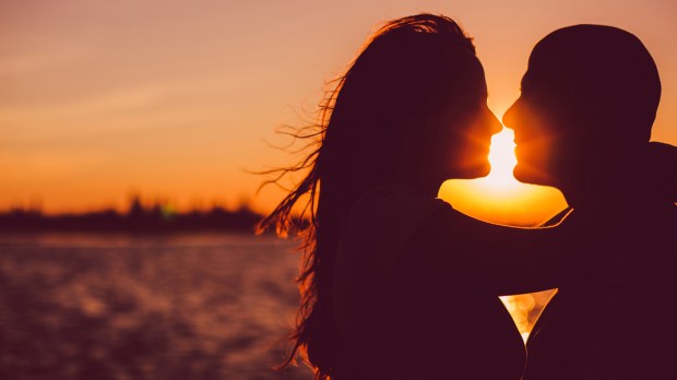 COUPLE, KISS, SUNSET