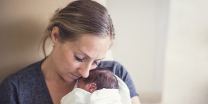 Ces phrases à dire (et à ne pas dire) aux parents d&rsquo;un bébé prématuré