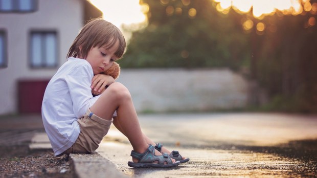 CHILD, ALONE, STREET