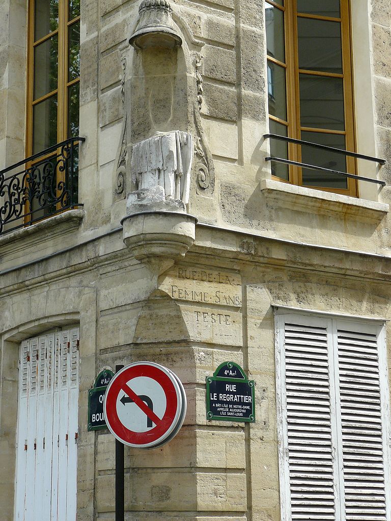 statue sans tête rue Le Regrattier