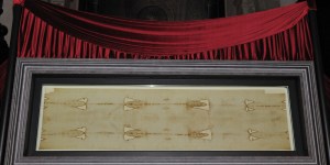 Une nouvelle technique de datation confirme que le Saint-Suaire a bien 2000 ans