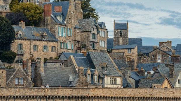 SAINT-MICHEL-MOUNT-FRANCE-shutterstock_1935582397.jpg