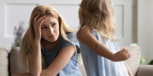 Éducation : les deux écueils à éviter avec de jeunes enfants