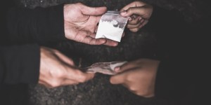 Drogue et dépendance : cessons les mensonges !