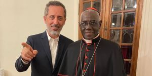 Le « magnifique échange » entre le cardinal Sarah et Gad Elmaleh