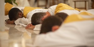 Diocèse par diocèse, qui sont les prêtres ordonnés en 2022 ?