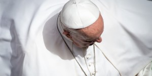 Prière pour le pape François : « Seigneur, celui que tu aimes est malade »