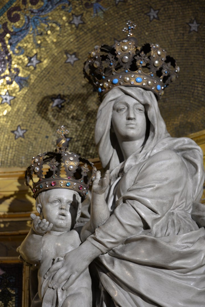 Couronne statue Notre Dame des Victoires