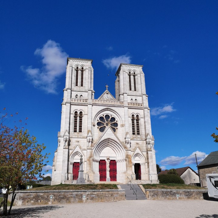 basilique de Neuvizy