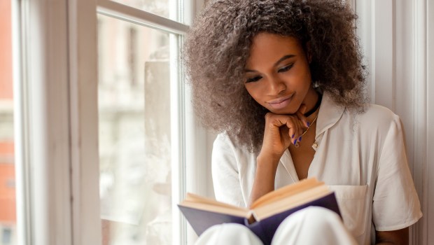 WEB2-BOOK-WOMAN-READ-shutterstock_682208722.jpg