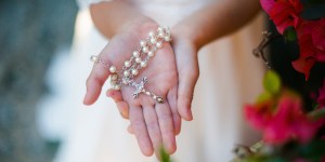 Le chapelet d&#8217;éloge à Marie pour lui exprimer toute sa gratitude