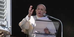 Ukraine : &#8220;Au nom de Dieu, je vous le demande : arrêtez ce massacre !&#8221;, supplie François