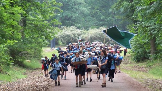 SCOUTS-UNITAIRES-DE-FRANCE.jpg