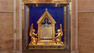 RELICS VIRGIN MARY