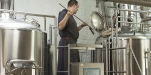 Les moines de Saint-Wandrille (et leur bière) à l&rsquo;honneur sur Brut