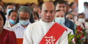 Cambodge : Bun Prak, le premier prêtre Phnong