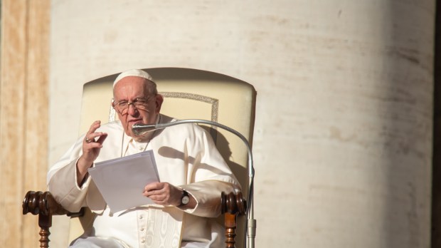 Pope-Francis-Audience-October-05-2022-Antoine-Mekary-ALETEIA-AM_1105.jpg