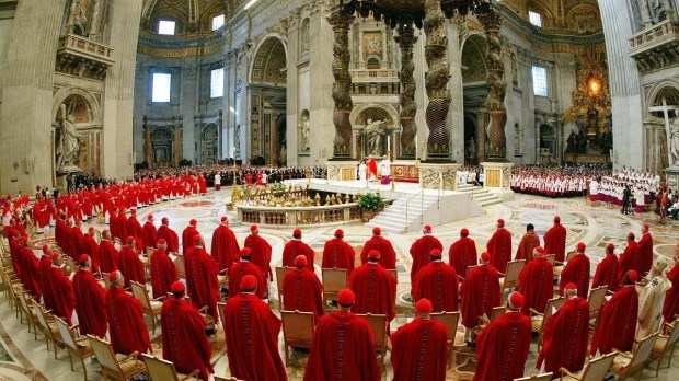 conclave-foto-copertina-e1671794449462.jpg