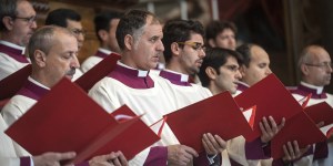 Les chants de la messe des funérailles de Benoît XVI