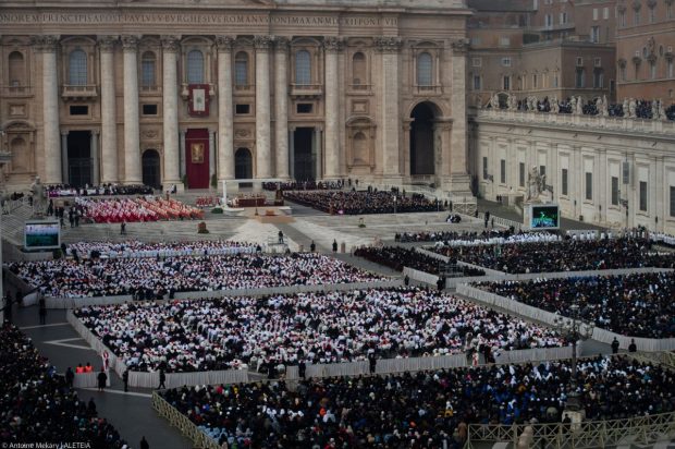 ss-of-Pope-Emeritus-Benedict-XVI-Antoine-Mekary-ALETEIA-AM_7965-e1672929221373