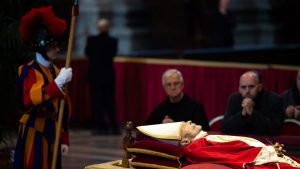 The-body-of-Pope-Emeritus-Benedict-XVI-lies-in-state-at-St.-Peters-Basilica-in-the-Vatican-Antoine-Mekary-ALETEIA-AM_6995-e1672849323283.jpg