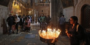Une messe extraordinaire célébrée pour Benoît XVI sur le tombeau du Christ 