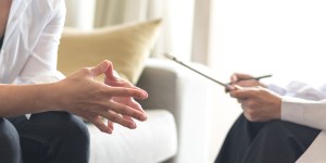 Célibataires, veufs, divorcés : avez-vous pensé aux agences matrimoniales ?