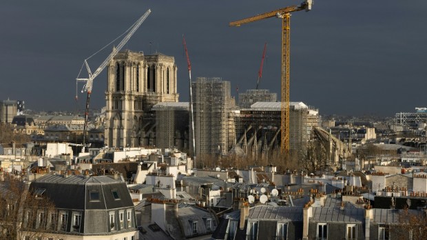 NOTRE-DAME-PARIS