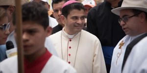 Nicaragua : les catholiques interdits de nommer ou de prier pour Mgr Álvarez
