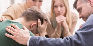 Drogue, alcool… Ces parents qui font face aux addictions de leurs enfants 