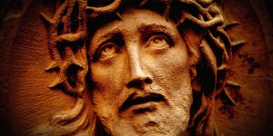 Les trois fois où Jésus pleure dans la Bible