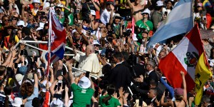 [VIDÉO] La première rencontre des JMJ de Lisbonne avec le Pape